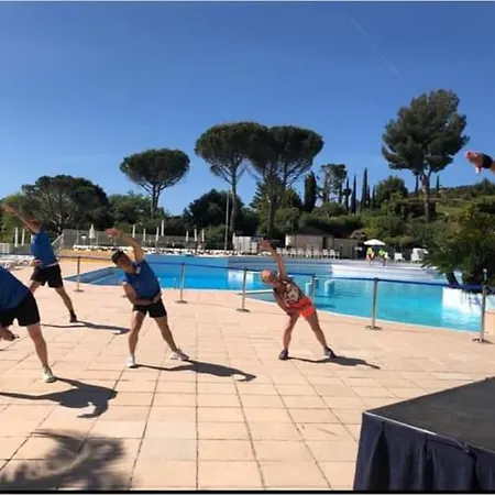 Studio Cabine Vue Mer 4/5 Personnes Cap Esterel Pierre Et Vacance Saint-Raphael (Var)
